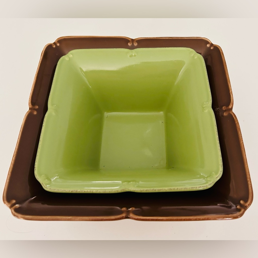 Taste of Home Bowl Set Green Brown Serving Entertaining 2 Pieces
